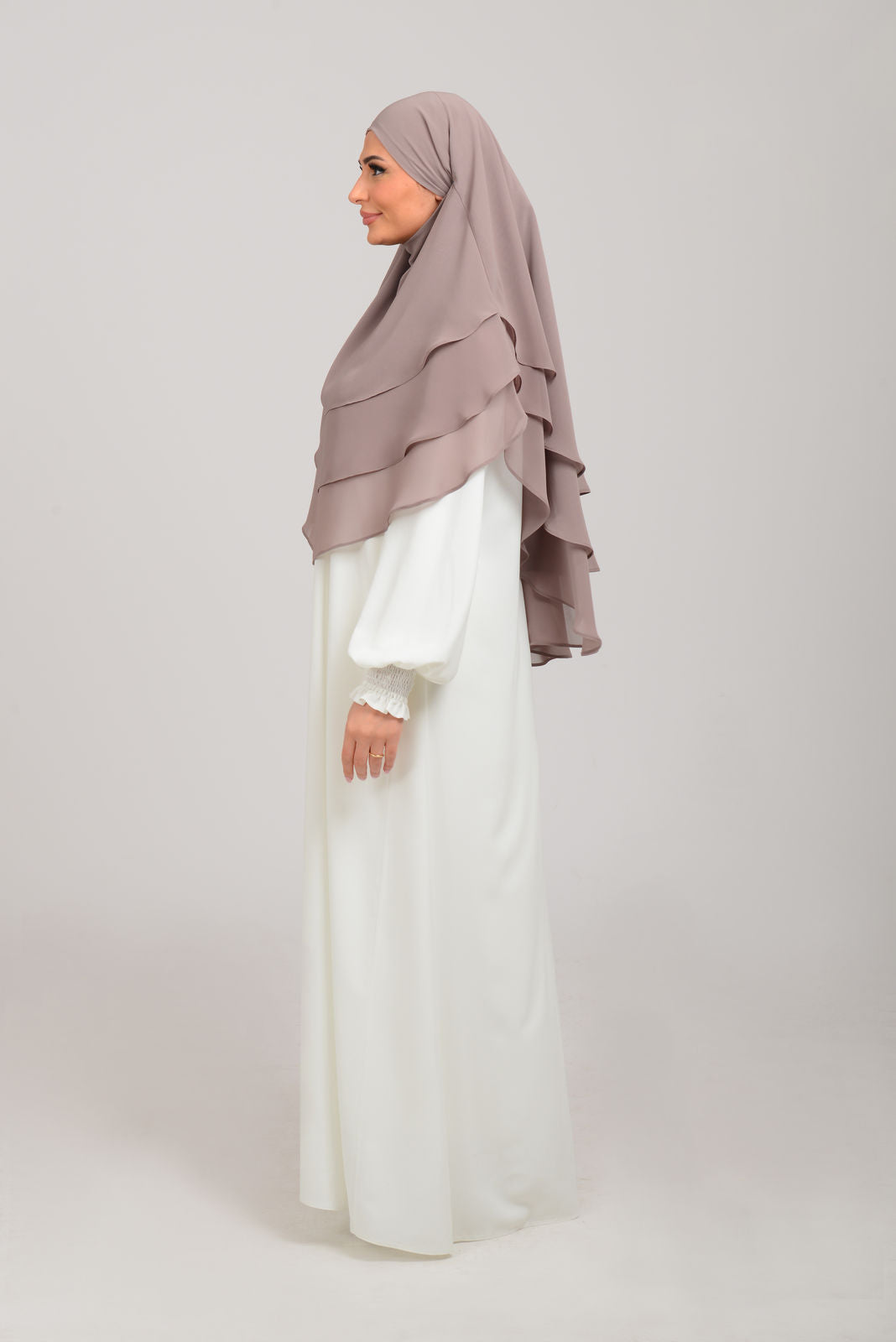 Ovaler, dreilagiger Khimar aus Chiffon - Wüstennebel